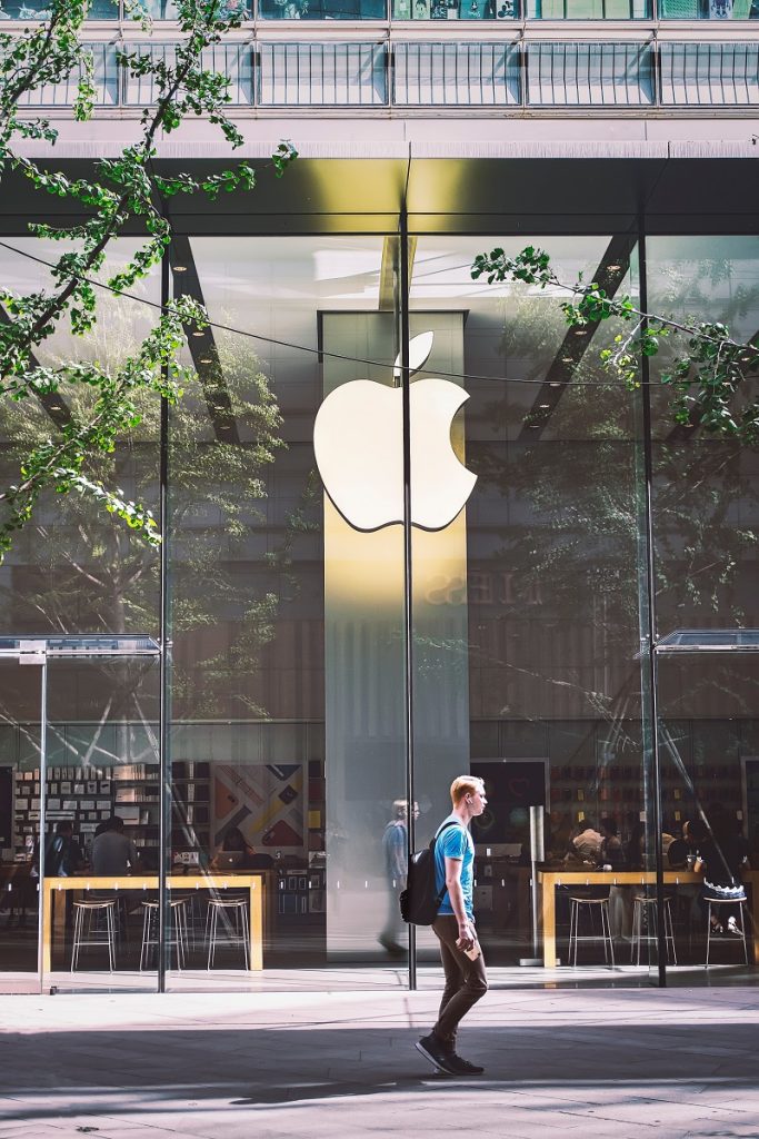 Apple’s (AAPL) September 9 “Awe Dropping” Event Could Spark IPhone Upgrade Cycle