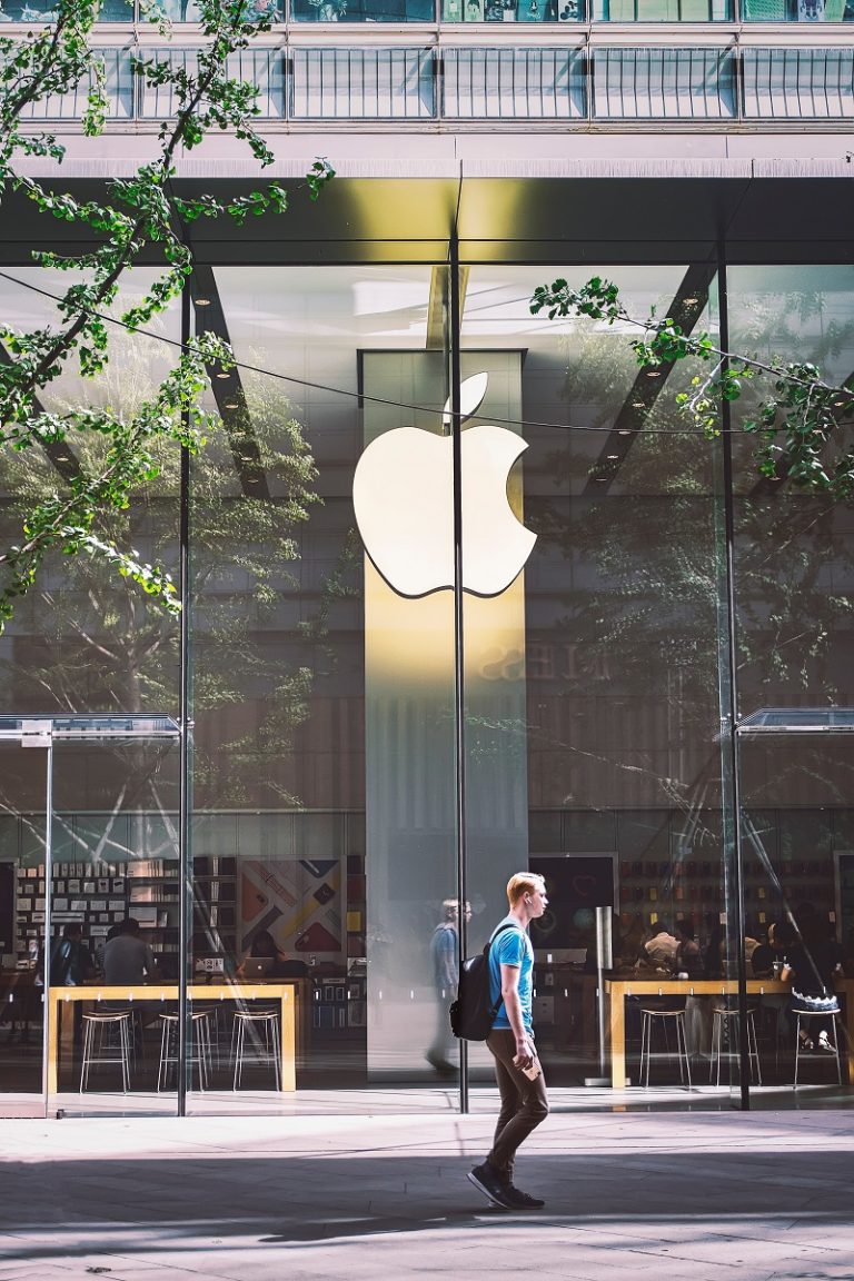 Apple’s (AAPL) September 9 “Awe Dropping” Event Could Spark IPhone Upgrade Cycle