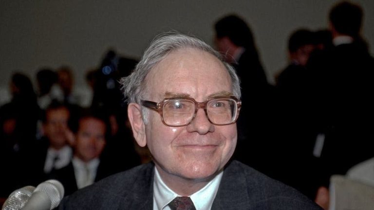 Warren Buffett's Strategy: It's A Terrible Mistake To Think Of Stocks As Something That Bob Up And Down, And You Should Pay Attention To Those'