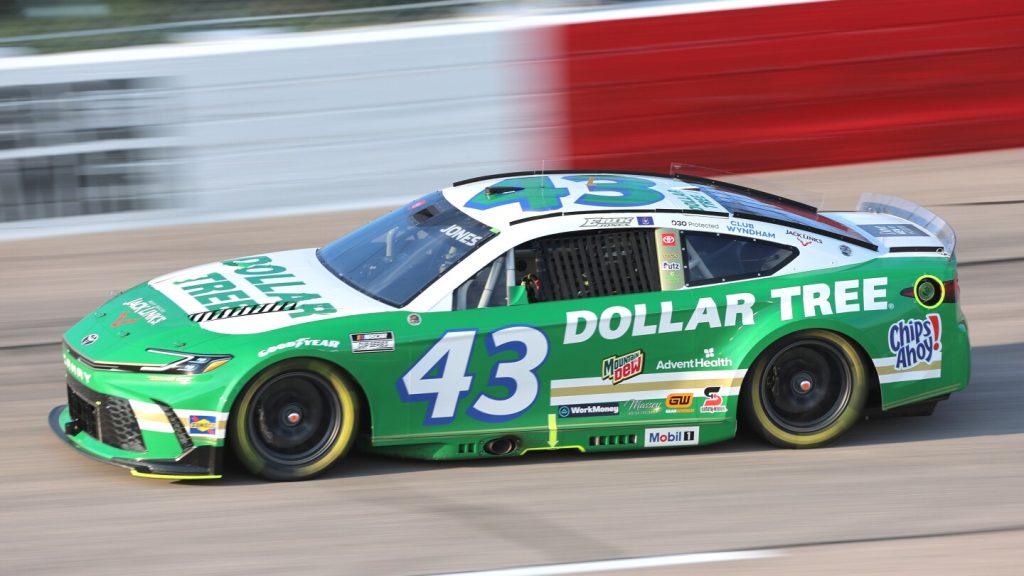 Legacy MC's Erik Jones, John Hunter Nemechek Score Top Five Finishes At Darlington