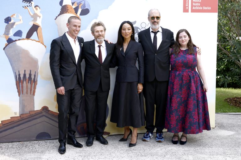 Kent Jones, Willem Dafoe & Greta Lee Talk ‘Late Fame’ As New York Poet Comedy Drama Charms Venice Film Festival