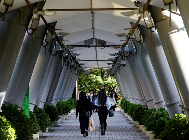 Japan’s Output Falls As US Tariffs Bite, Inflation Slows