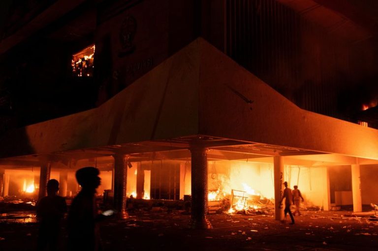 Indonesia's President Cancels China Trip As Protests Continue