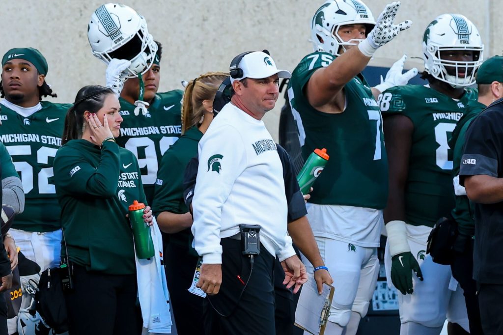 Jonathan Smith Looking For Consistency Throughout His Roster Following MSU’s Win Over Western Michigan