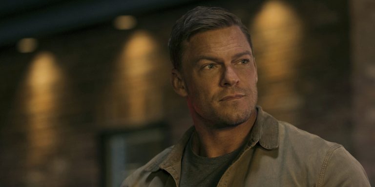 Alan Ritchson Teases Reacher Season 4's "Best Fight Ever"
