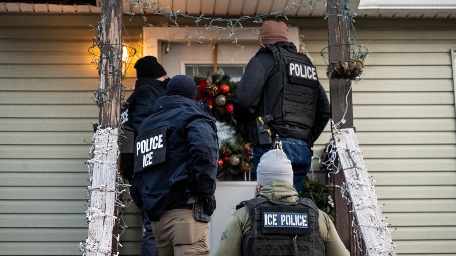 Chicago Plans To Maintain Peace Amid Federal Deployment