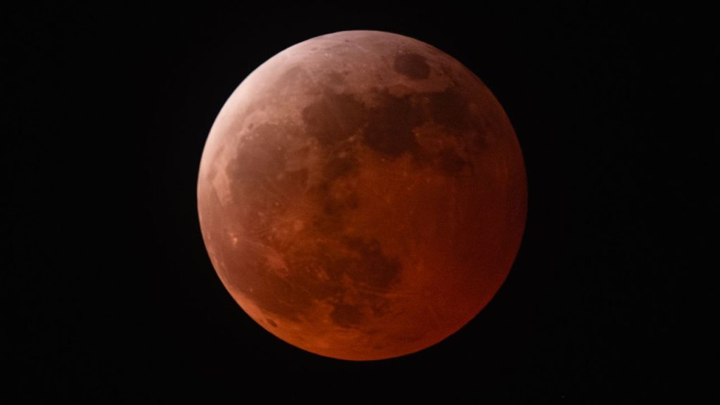 One Week Until The Blood Moon Total Lunar Eclipse Lights Up September's Sky