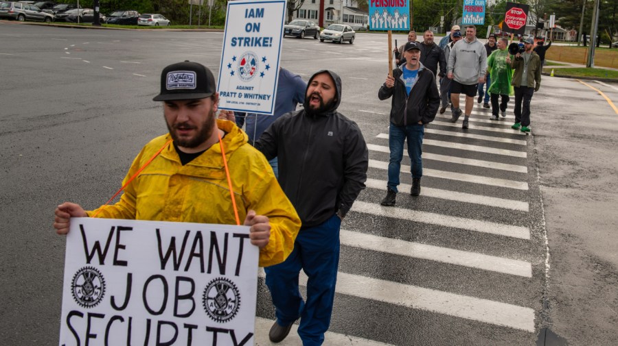 3 Ways A Comprehensive Policy Shift Can Protect Workers