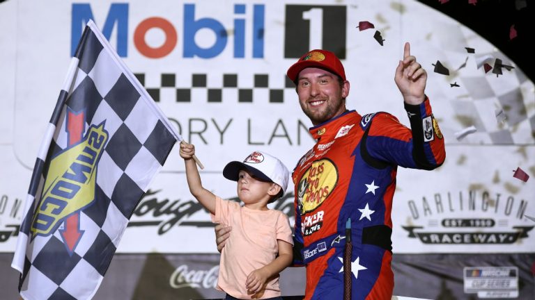 Briscoe Captures Second Straight Southern 500