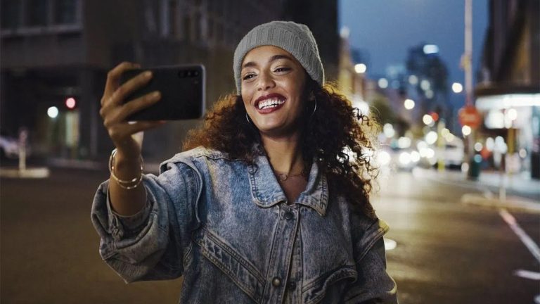 The Metro By T Mobile Phone Plan Offers Unlimited Talk, Text, And 5G Data For Just $25 Per Month