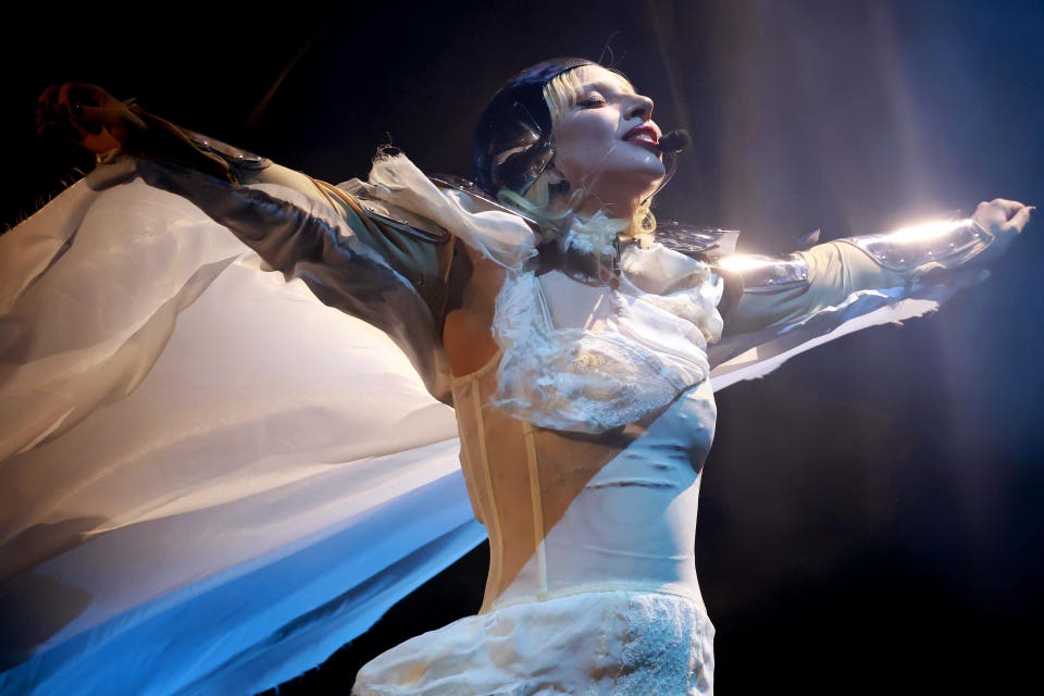 What Time Do The 2025 MTV VMAs Start? Here’s Everything To Know