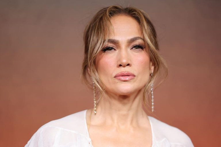 Jennifer Lopez Previews ‘Kiss Of The Spider Woman’ Musical With Title Track