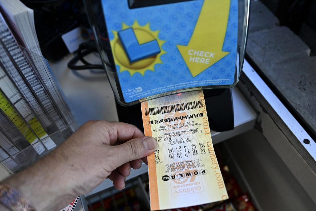 Powerball Jackpot Surges To $1