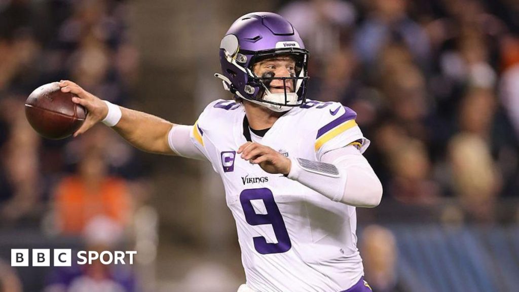 McCarthy Stars On NFL Debut As Vikings Beat Bears