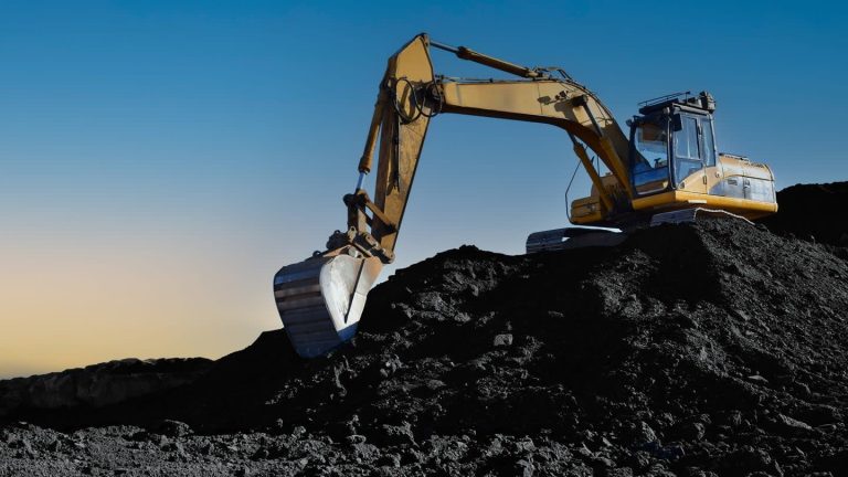 Russian Miner Mechel Makes Production Cuts Amid Deepening Losses