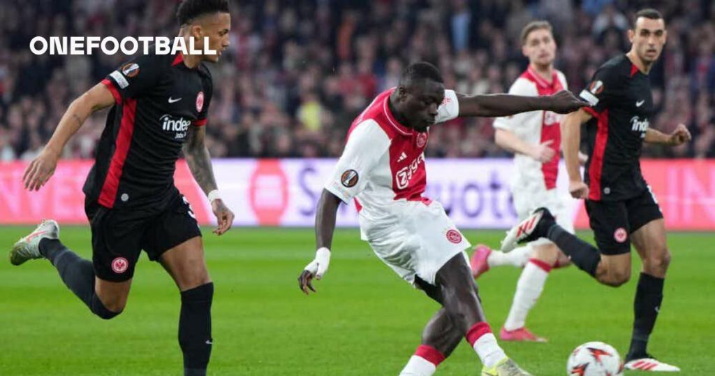 Sunderland Agree €20m Deal To Sign Ajax Striker Brian Brobbey