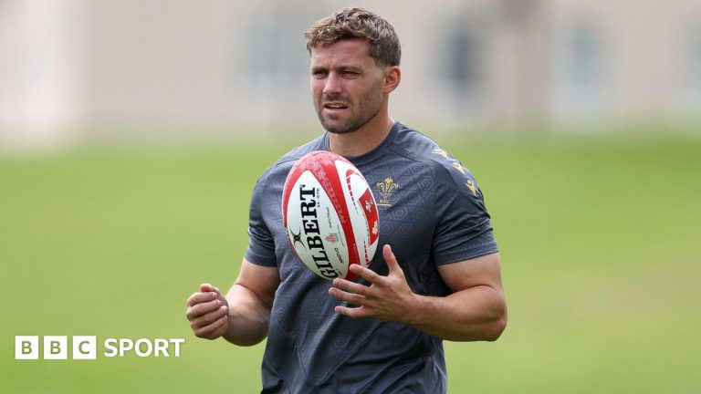 Cardiff And Halfpenny 'helping Each Other Out'