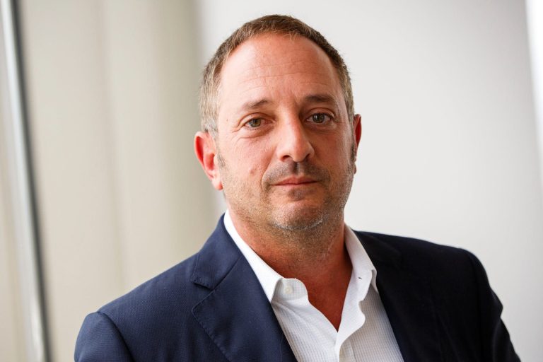 Andrew Left Called The Top In Palantir. Now The Famed Short Seller Is Bullish On A Rising AI Company