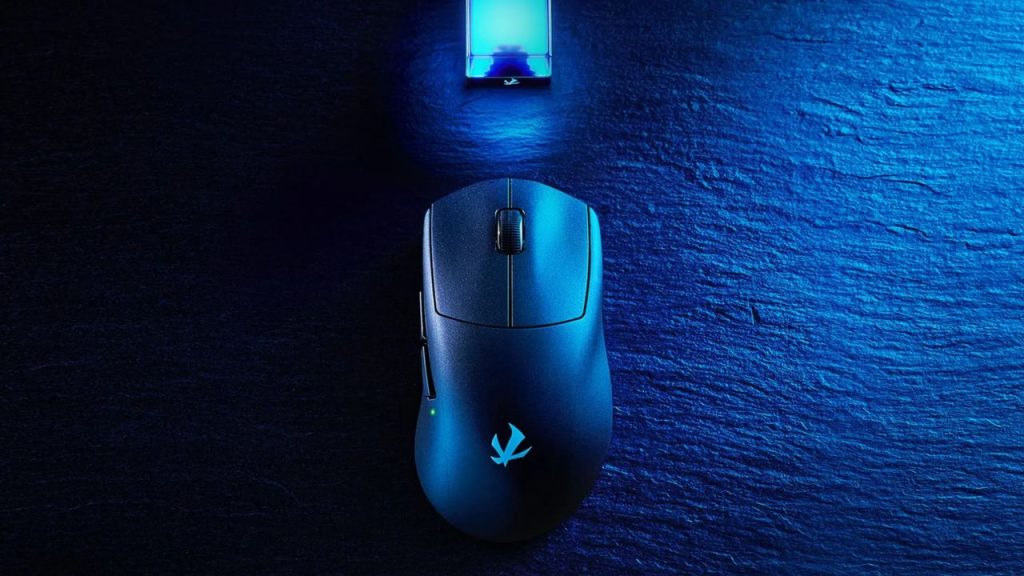 The World's First 'true 8K' Ultra Wideband Gaming Mouse Is Here, Complete With A Glowing Dongle That's Supposedly Less Prone To Unwanted Interference