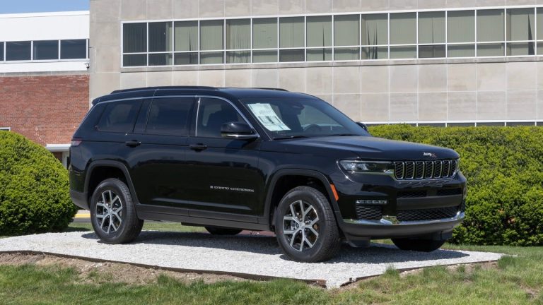 Stellantis Issues Recall Of 91,787 Jeep Grand Cherokees In US