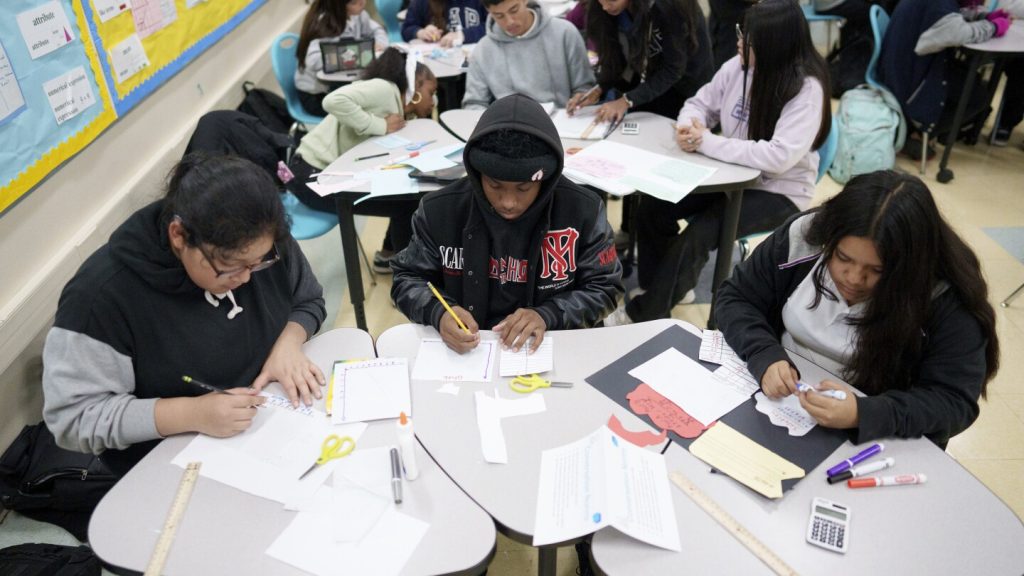 US HS Students Lose Ground In Math And Reading, Continuing Yearslong Decline