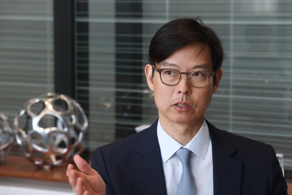 China's New Economy Sectors, High End Manufacturing Draw MNC Investments: HSBC Co CEO