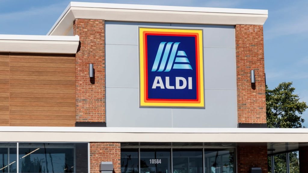 Aldi Implements New Pay Rise For UK Hourly Paid Store Employees