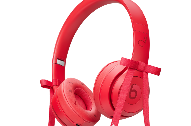 JENNIE Goes ‘Solo’ With New Special Edition Beats Headphones: Shop It Here