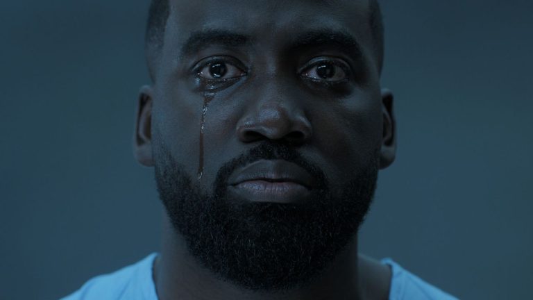 'Invasion' Star Shamier Anderson Says He's 'out Of Here' If Aliens Do Actually Invade (exclusive)