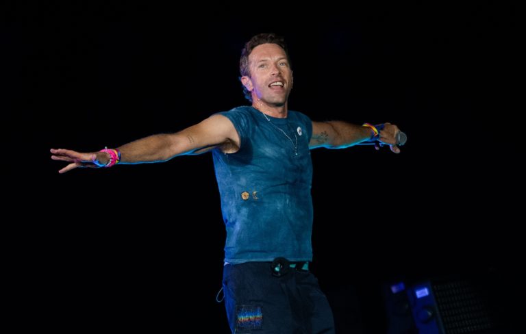 Husband Of Woman From Coldplay “kiss Cam” Viral Scandal Speaks Out Amidst Divorce Reports