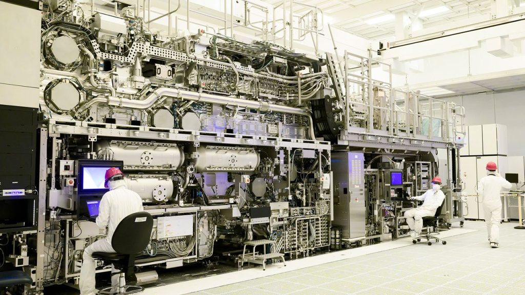 SK Hynix Claims World's First High NA EUV Machine For 'mass Production' Of Cutting Edge Chips, Beating Intel To The Punch