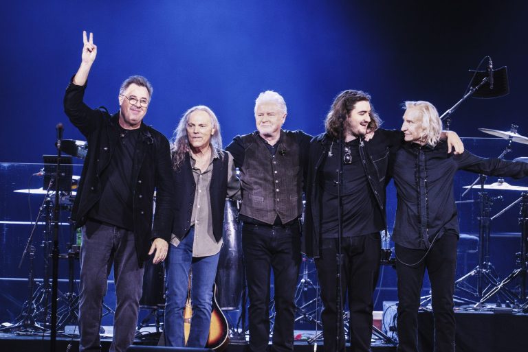 Eagles Extend Las Vegas Sphere Residency Into 2026