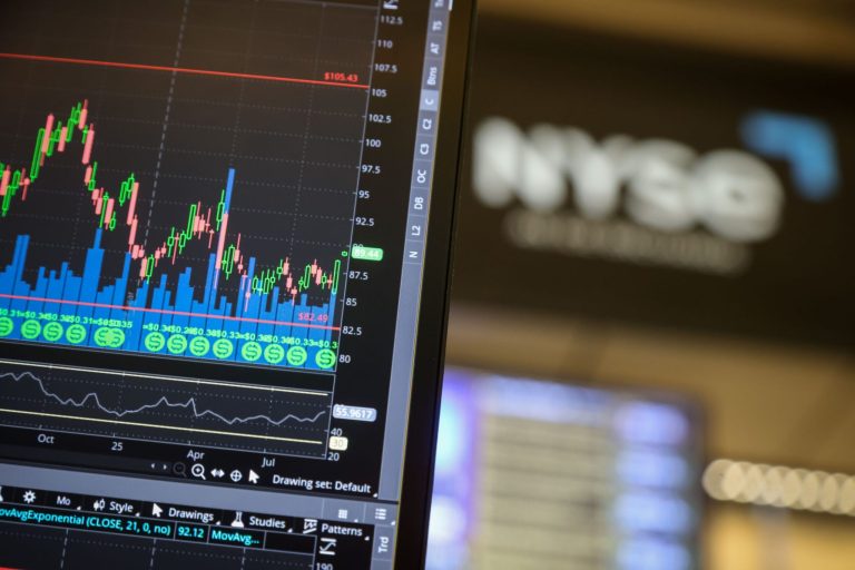 Stocks Rise On Wall Street Ahead Of Economic Data, Boosted By AppLovin And Robinhood Being Added To S&P 500