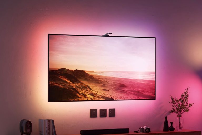 Govee’s New TV Backlight Uses A Triple Camera