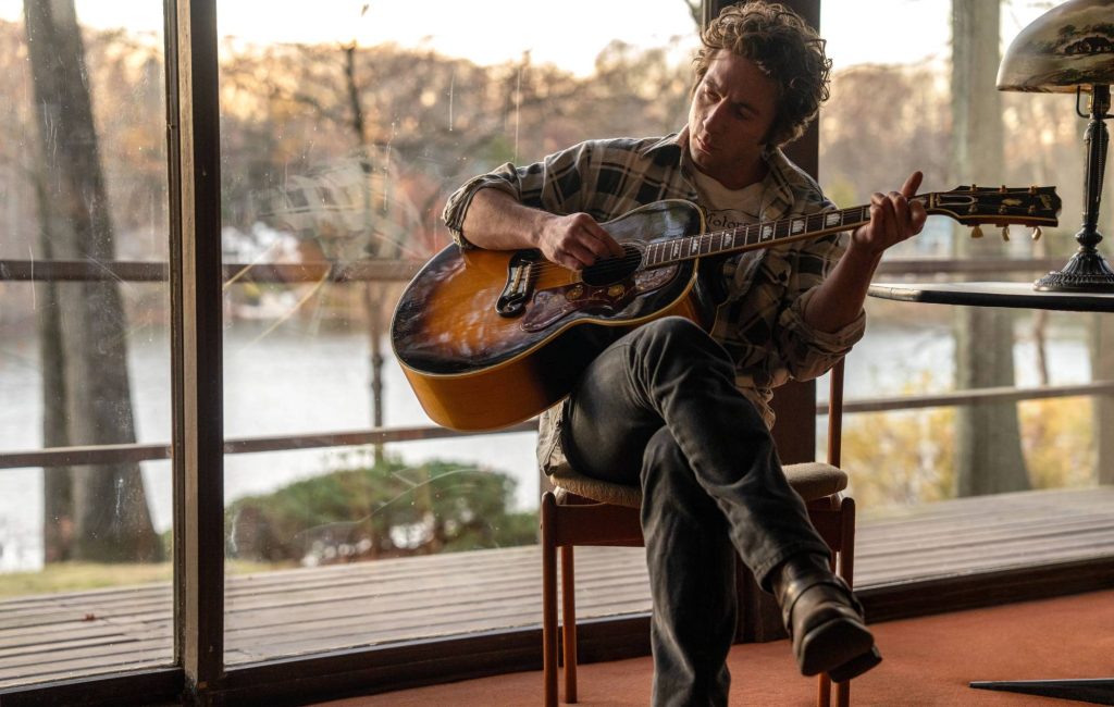 Jeremy Allen White “stunning” As Springsteen, Say First ‘Deliver Me From Nowhere’ Reviews