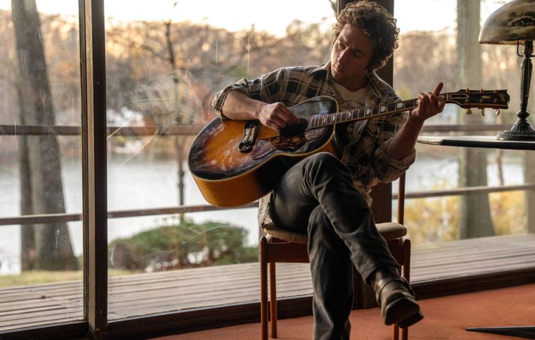 Jeremy Allen White “stunning” As Springsteen, Say First ‘Deliver Me From Nowhere’ Reviews