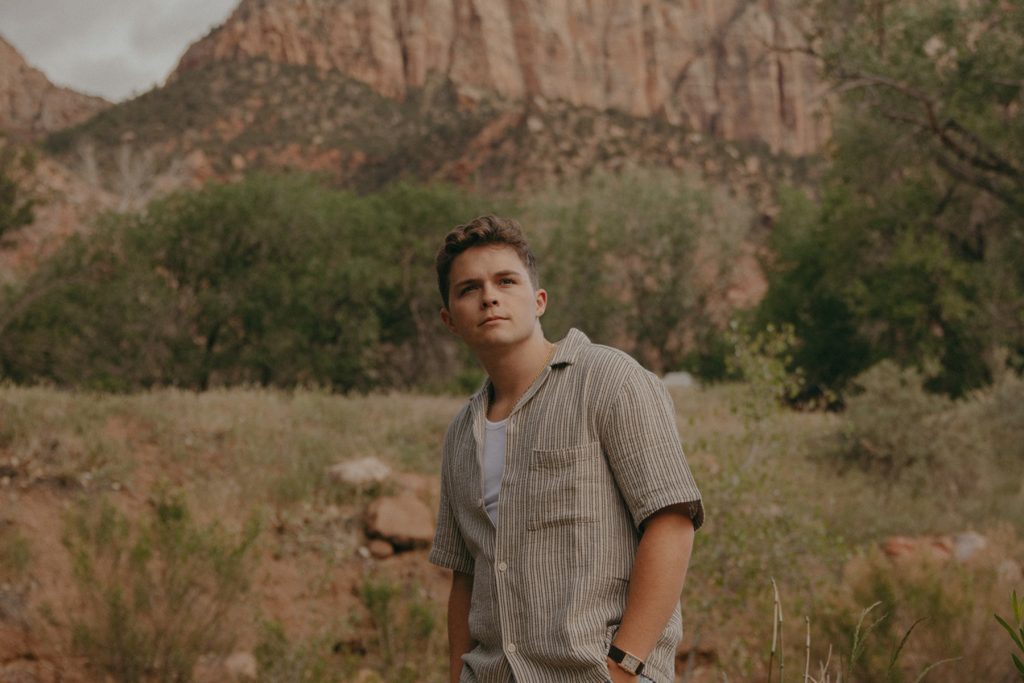 Josiah Queen Earns Second Top Christian Albums No. 1 With ‘Mt