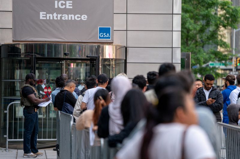 US Judge Halts Trump Effort To Expand Fast Track Deportations