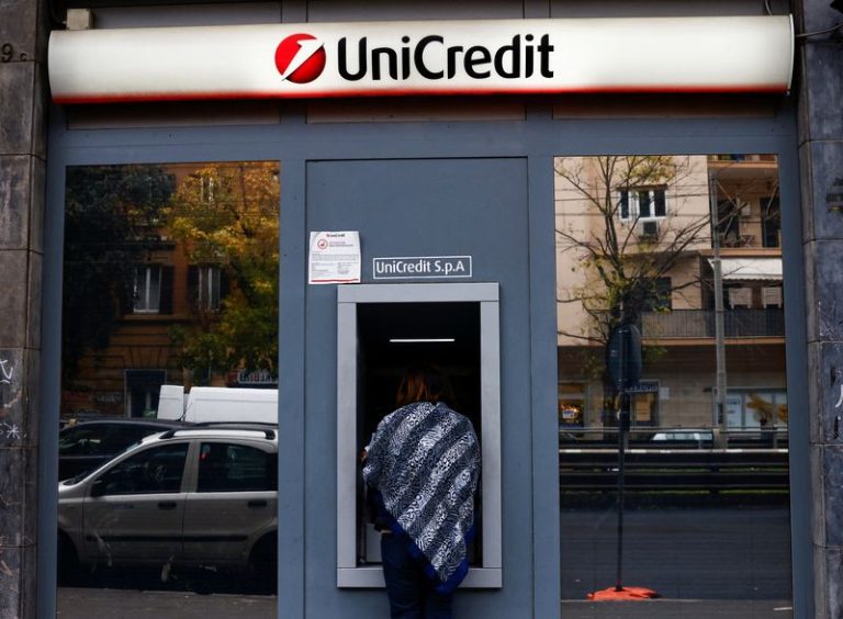 More Investors Rebel Against European Firms’ Executive Pay Plans