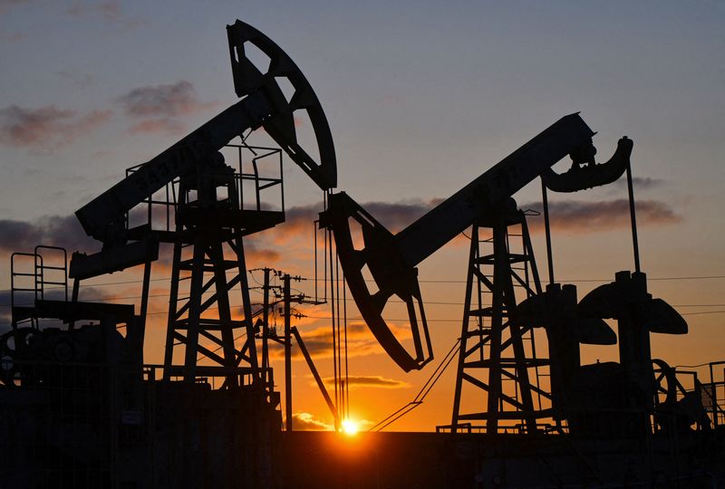 Oil Prices Climb Amid Russia Ukraine Tensions And Supply Concerns