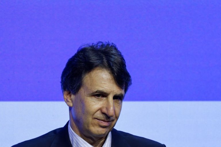 Apollo Global Planning $5 Billion Sports Fund, FT Reports