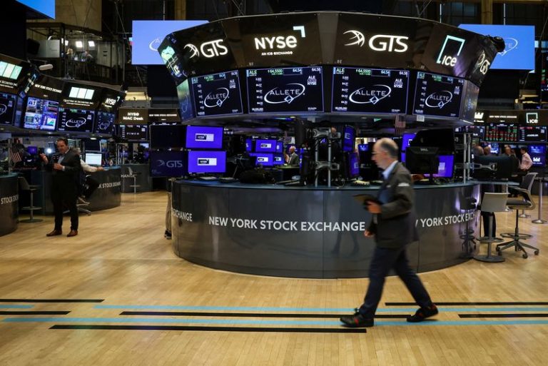 Trading Day: ’September Effect’ Makes Early Mark