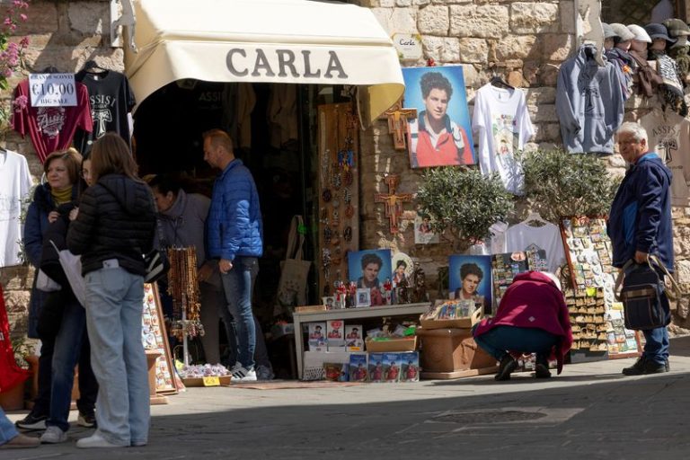 Italian Teen To Become First Millennial Catholic Saint On Sunday