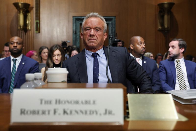 US Senators Pit Kennedy Against Trump On Vaccine Policy