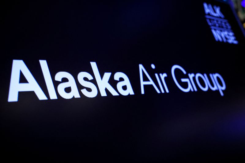 Alaska Air To Convert Part Of Its Boeing 787 Order To Larger 787 10’s