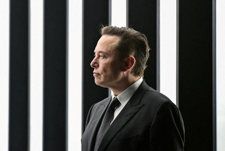 Tesla Board Recommends Record $1 Trillion Package For Musk