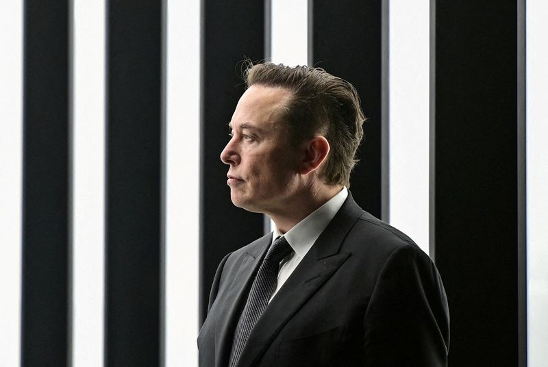 Tesla Board Recommends Record $1 Trillion Package For Musk
