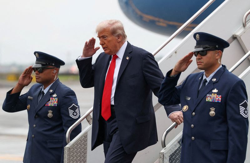 After Issuing 'last Warning' To Hamas, Trump Eyes Gaza Deal 'soon'