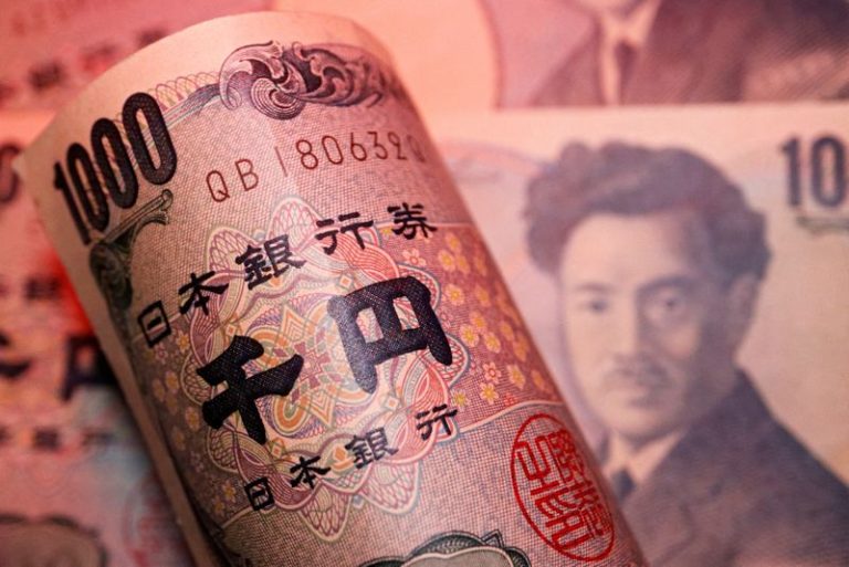 Yen Dented By Japan PM’s Resignation Announcement; Dollar Wobbles