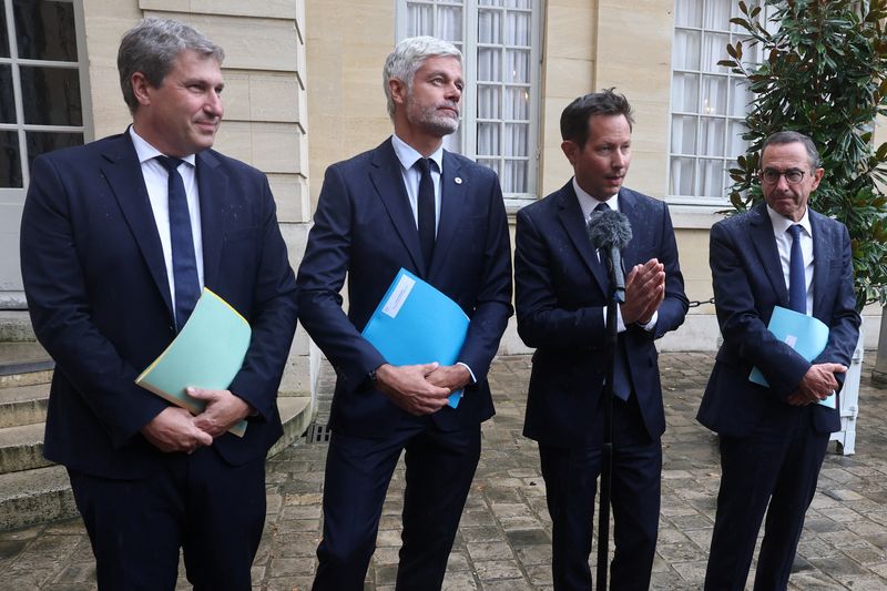 French Parliament Votes To Oust Prime Minister, Deepening Political Crisis